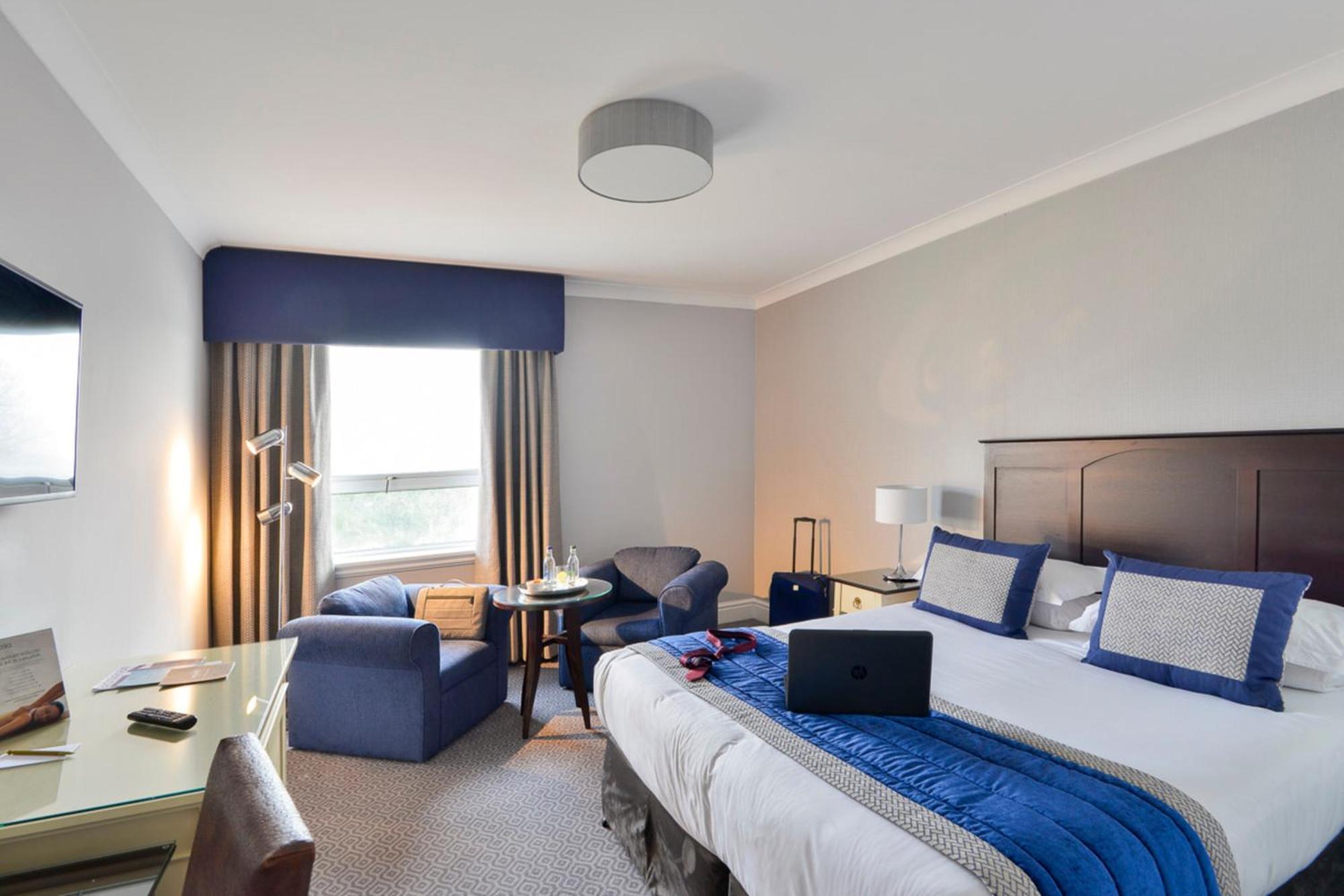 Mercure Manchester Norton Grange & 4* Rochdale